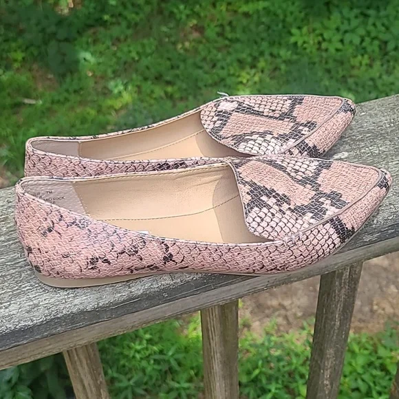STEVE MADDEN Size 7m Flats Snakeskin look - Picture 3 of 8